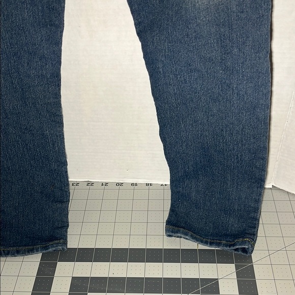 Blue Classic Jeans with Natural Fading - Picture 8 of 11